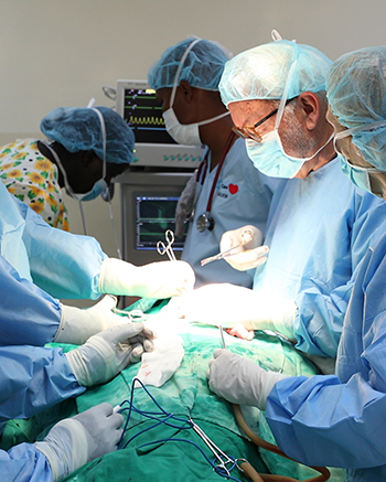 Weatherby doctors on humanitarian trip performing surgery in Kenya